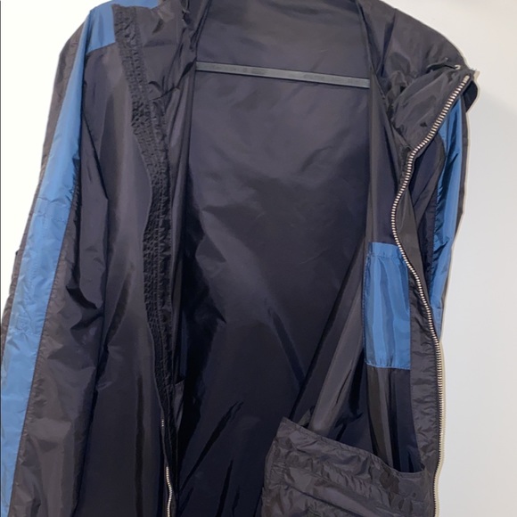 Pravda Men’s Black W/ Blue Strip Nylon Jacket - Picture 3 of 5
